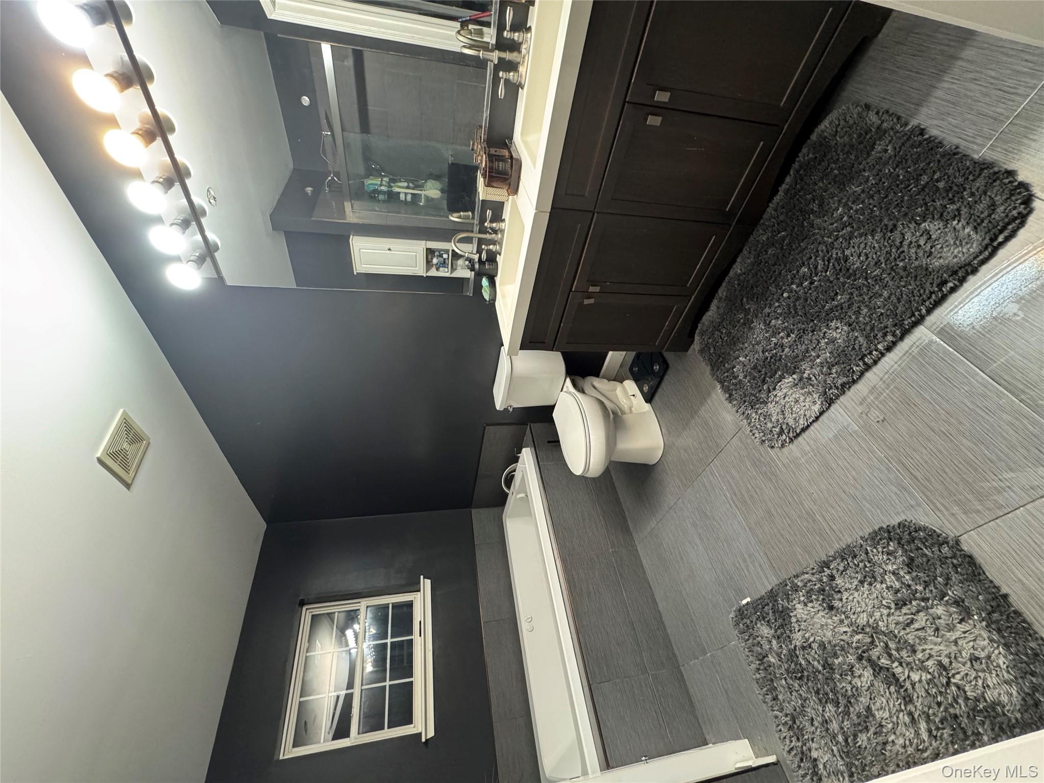 #12 photo, 8 Cedardale Loop, Wappingers Falls , NY 12590