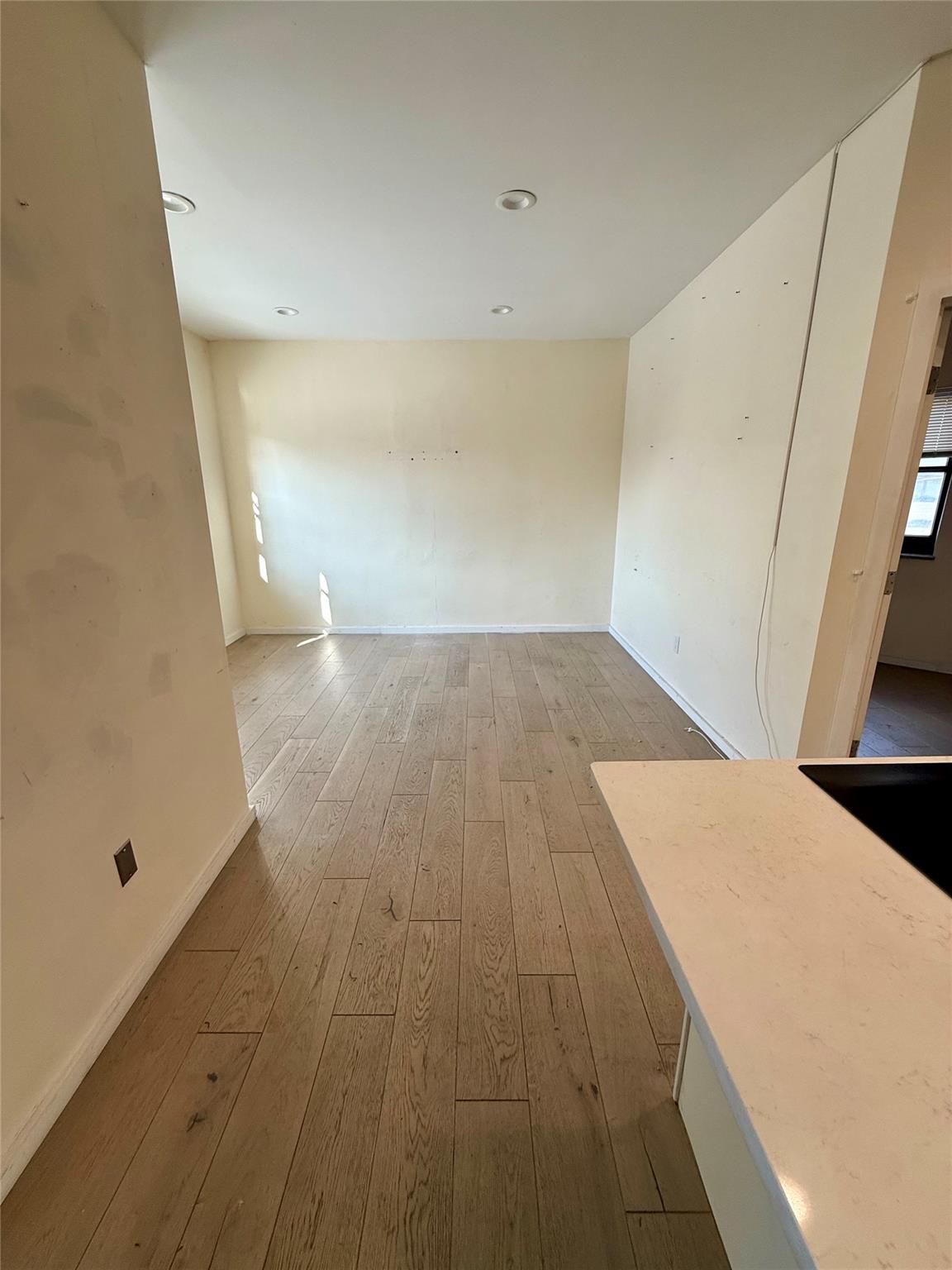 #7 photo, 3287 Westchester Avenue, ブロンクス区 Bronx , NY 10461