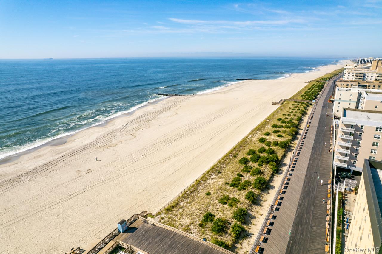 #15 photo, 529 E Chester Street, ナッソー郡 Long Beach , NY 11561