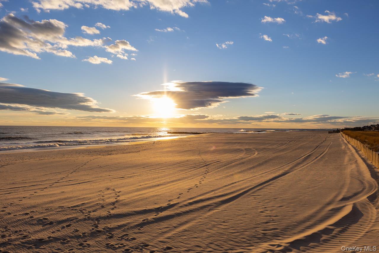 #17 photo, 529 E Chester Street, ナッソー郡 Long Beach , NY 11561