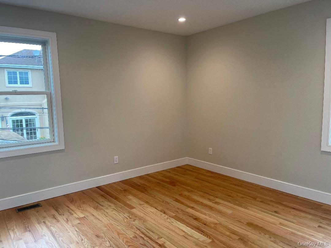 #7 photo, 529 E Chester Street, ナッソー郡 Long Beach , NY 11561