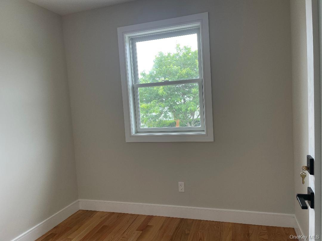 #8 photo, 529 E Chester Street, ナッソー郡 Long Beach , NY 11561