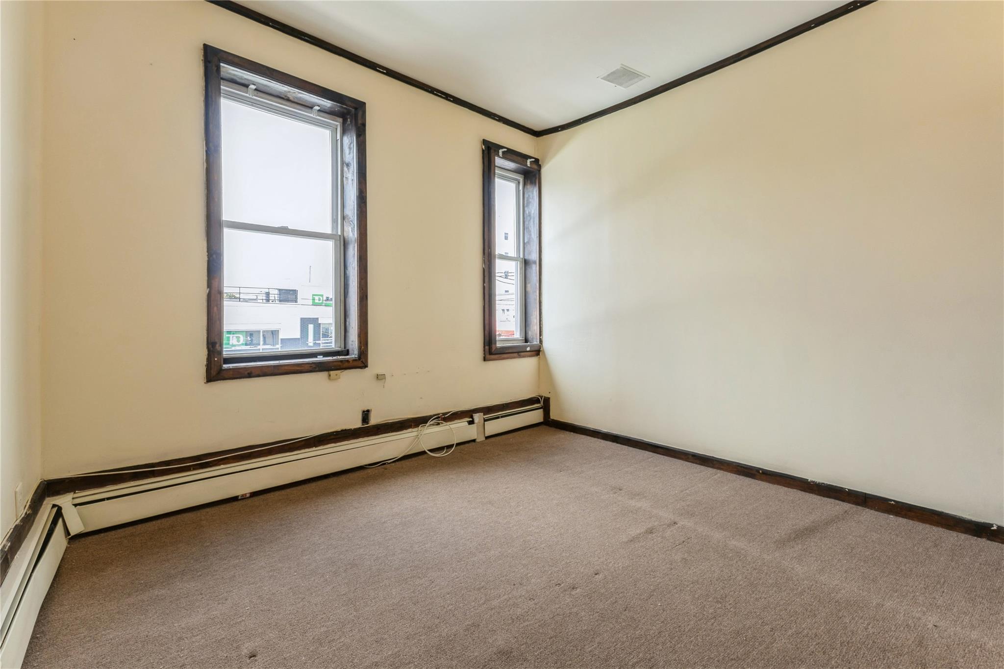 #9 photo, 11918 Liberty Avenue, クイーンズ区 Ozone Park , NY 11419