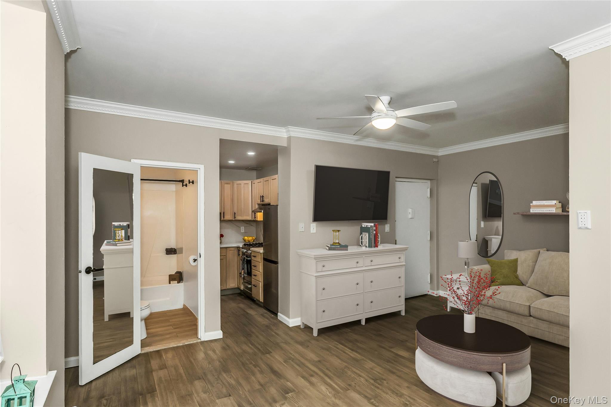 #2 photo, 310 Riverside Boulevard, ナッソー郡 Long Beach , NY 11561