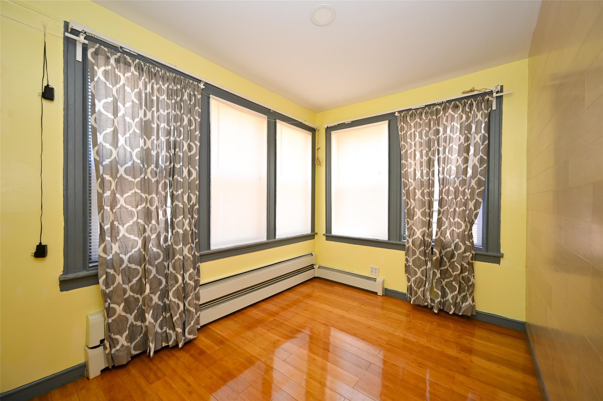 #3 photo, 156-14 65 Avenue, كوينز Flushing , NY 11367