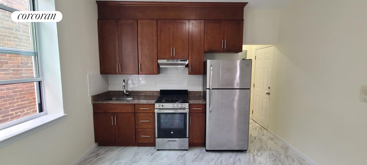 #1 photo, 37-34 12TH Street, 뉴욕퀸즈 Long Island City , NY 11101