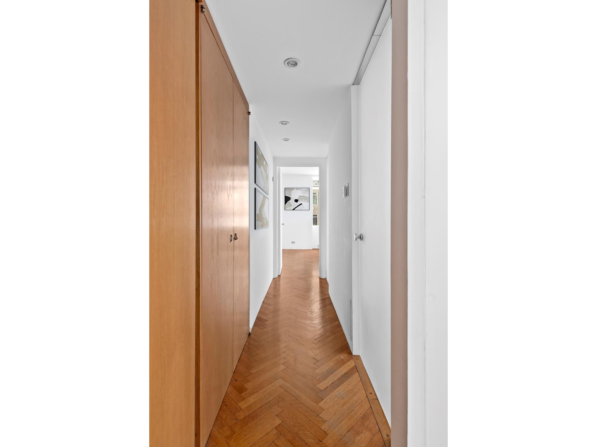 #6 photo, 24 W 55TH Street, マンハッタン Midtown , NY 10019