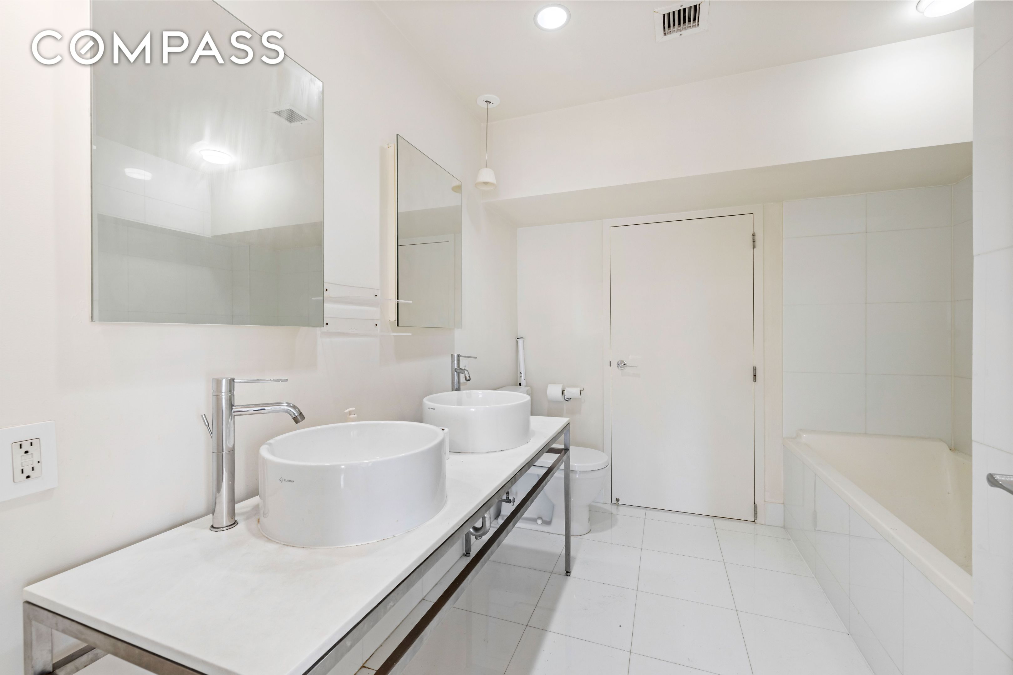 #8 photo, 15 Broad Street, マンハッタン Financial District , NY 10005