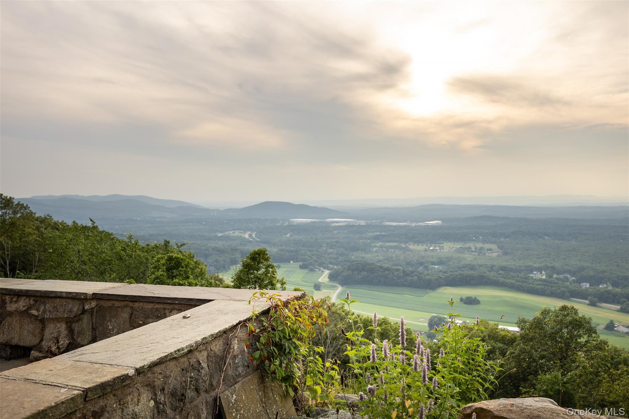 #6 photo, 401 Woodmont Road, Hopewell Junction , NY 12533