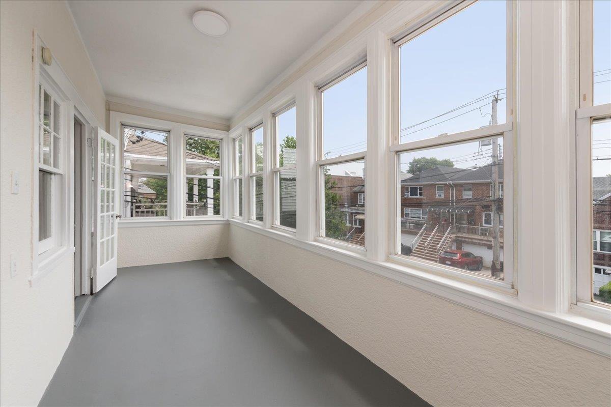 #11 photo, 959 Van Nest Ave, برونكس Bronx , NY 10462