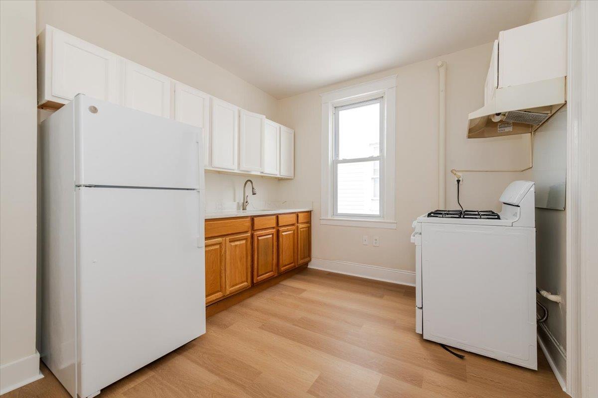 #15 photo, 959 Van Nest Ave, برونكس Bronx , NY 10462