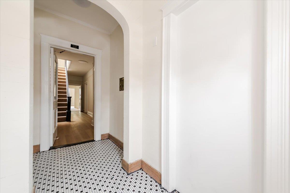 #2 photo, 959 Van Nest Ave, برونكس Bronx , NY 10462