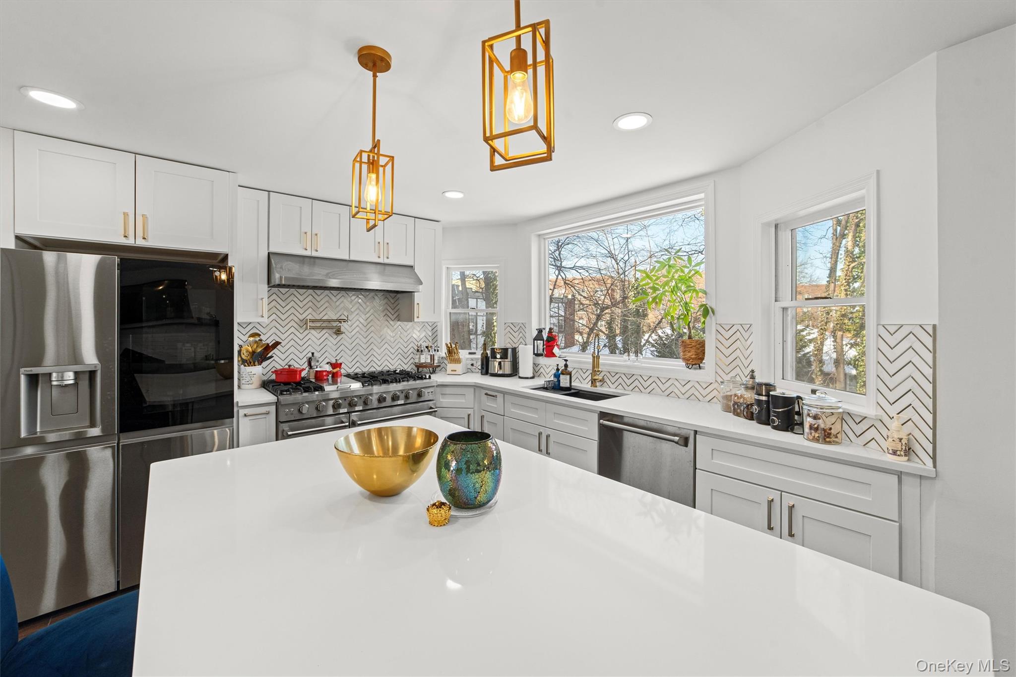 #11 photo, 21 Pershing Avenue, Yonkers , NY 10705