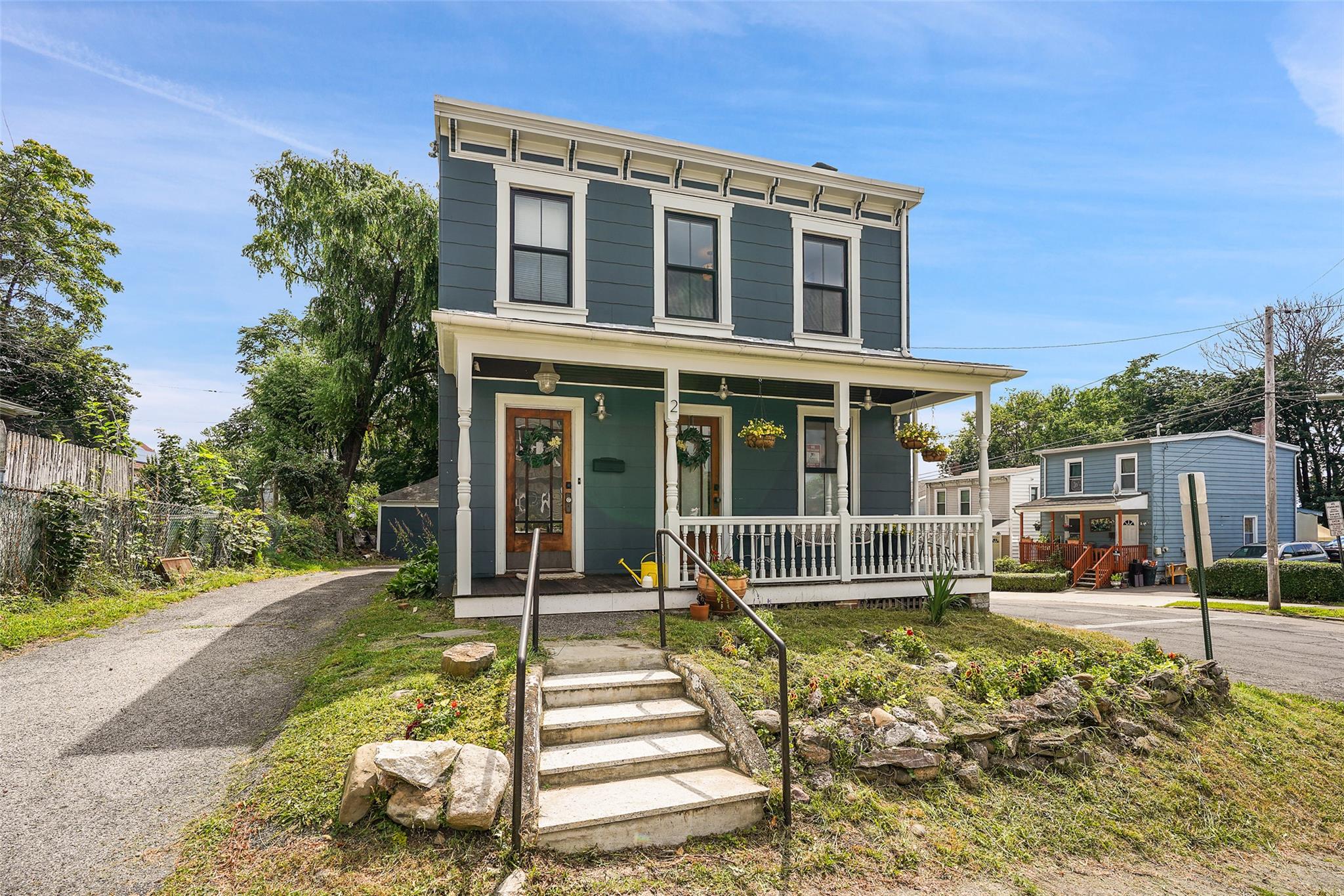 #1 photo, 2 Lincoln Terrace, Newburgh , NY 12550