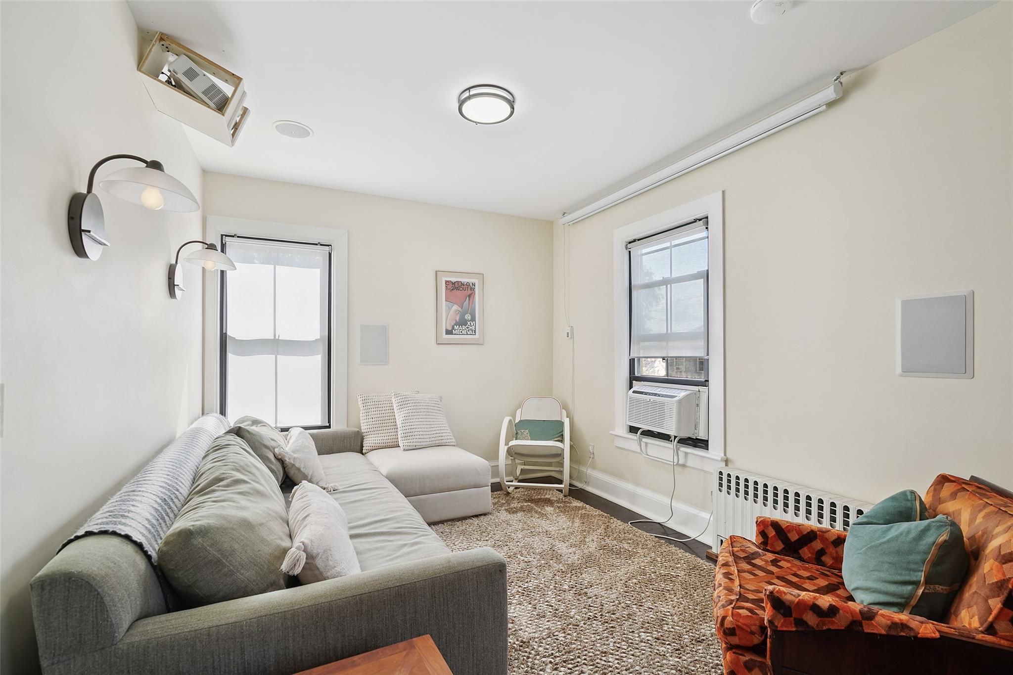 #12 photo, 2 Lincoln Terrace, Newburgh , NY 12550