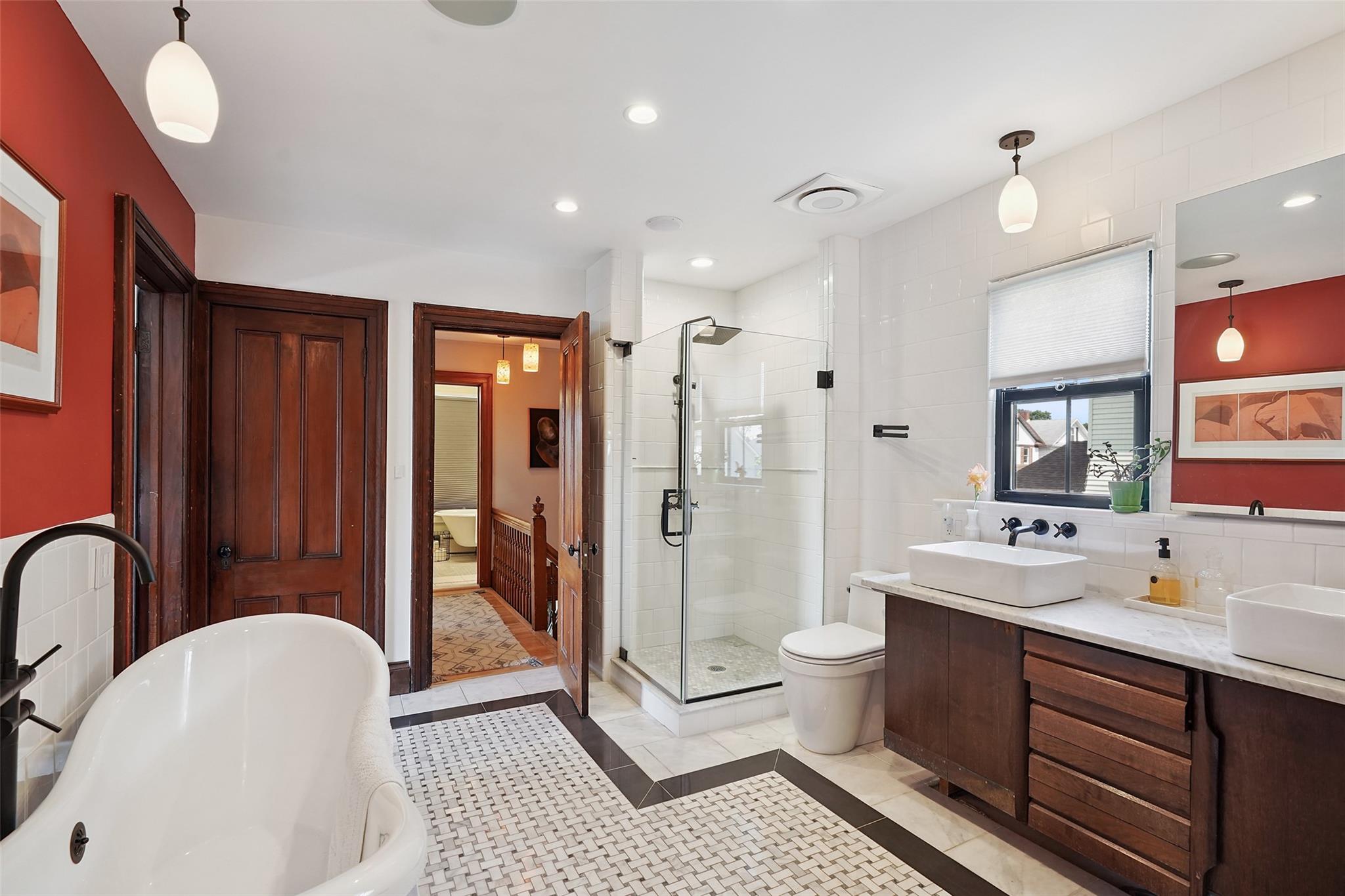 #18 photo, 2 Lincoln Terrace, Newburgh , NY 12550