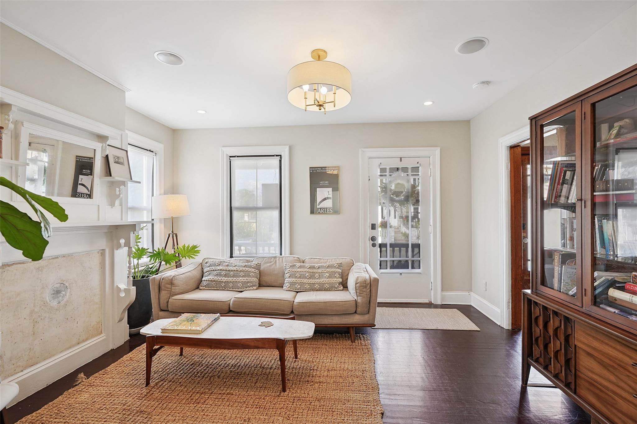 #3 photo, 2 Lincoln Terrace, Newburgh , NY 12550