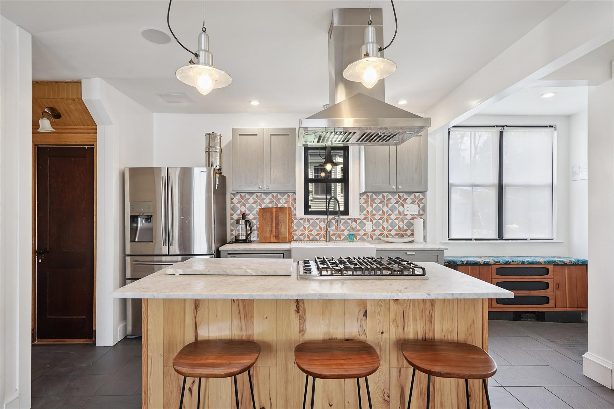 #9 photo, 2 Lincoln Terrace, Newburgh , NY 12550