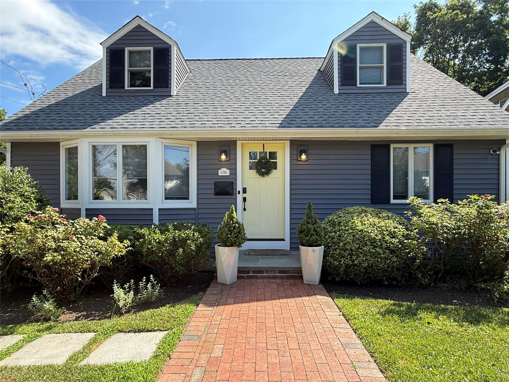 #1 photo, 186 Nassau Road, 롱 아일랜드 Huntington , NY 11743