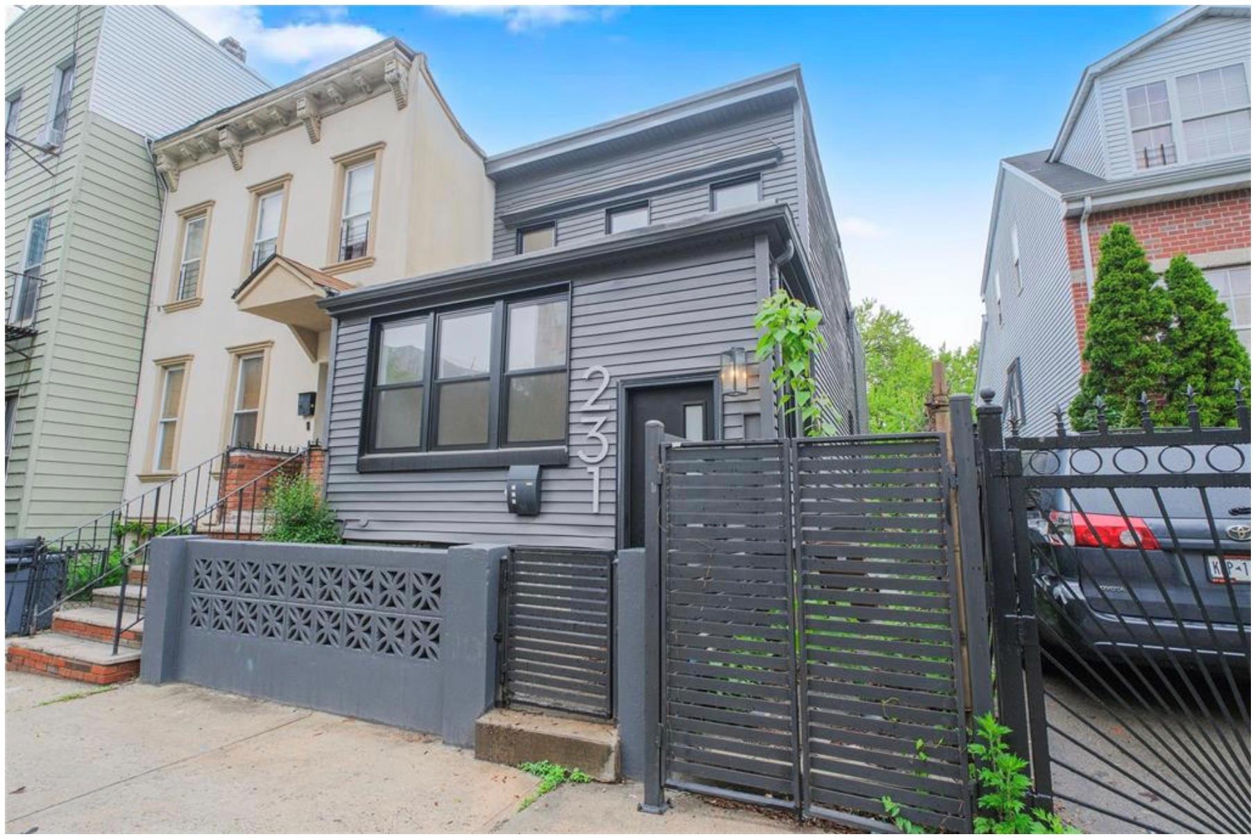 #1 photo, 231 Macdougal Street, 布鲁克林 Brooklyn , NY 11233