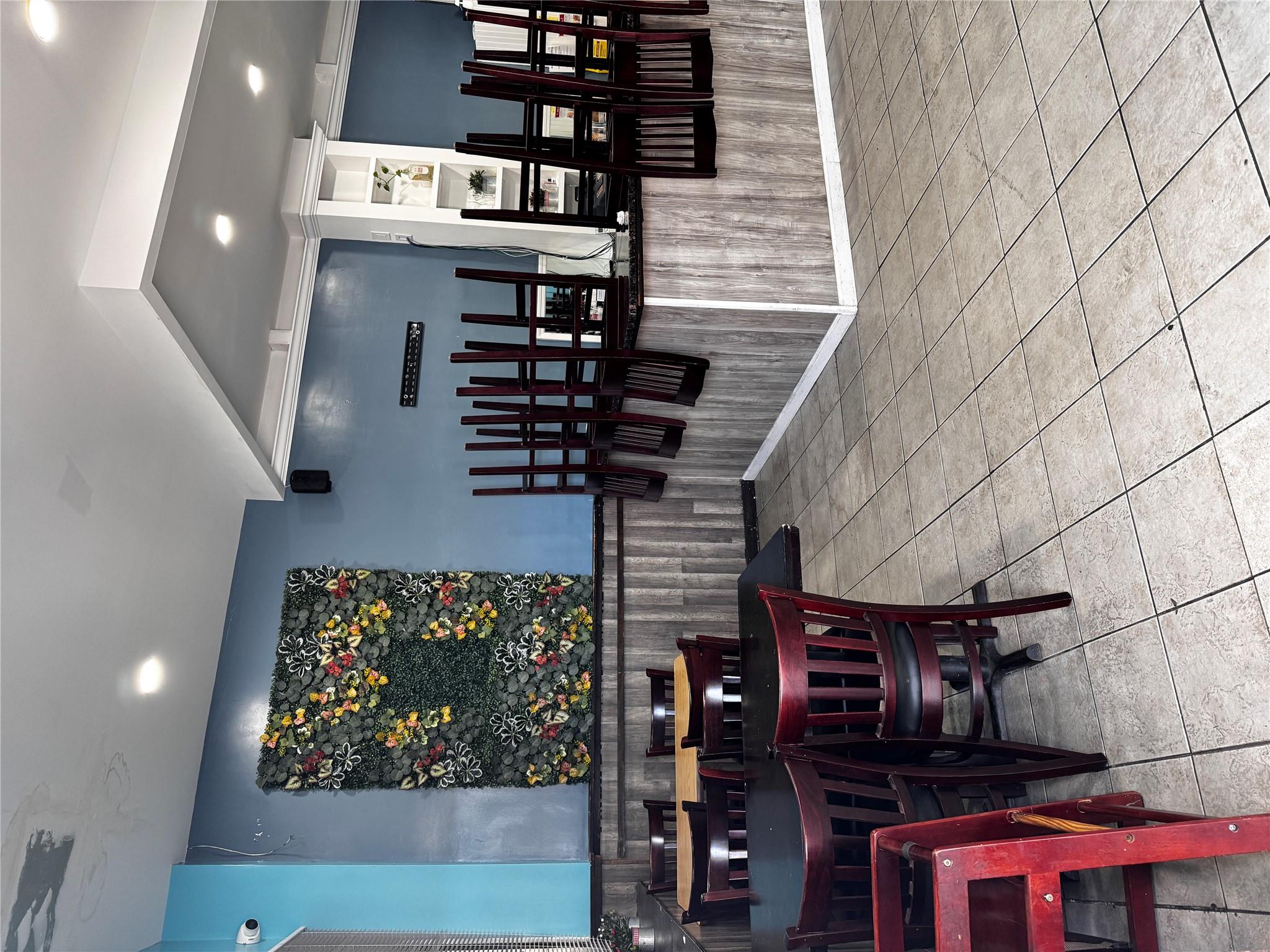 #3 photo, 214-21 Jamaica Avenue, クイーンズ区 Queens Village , NY 11428