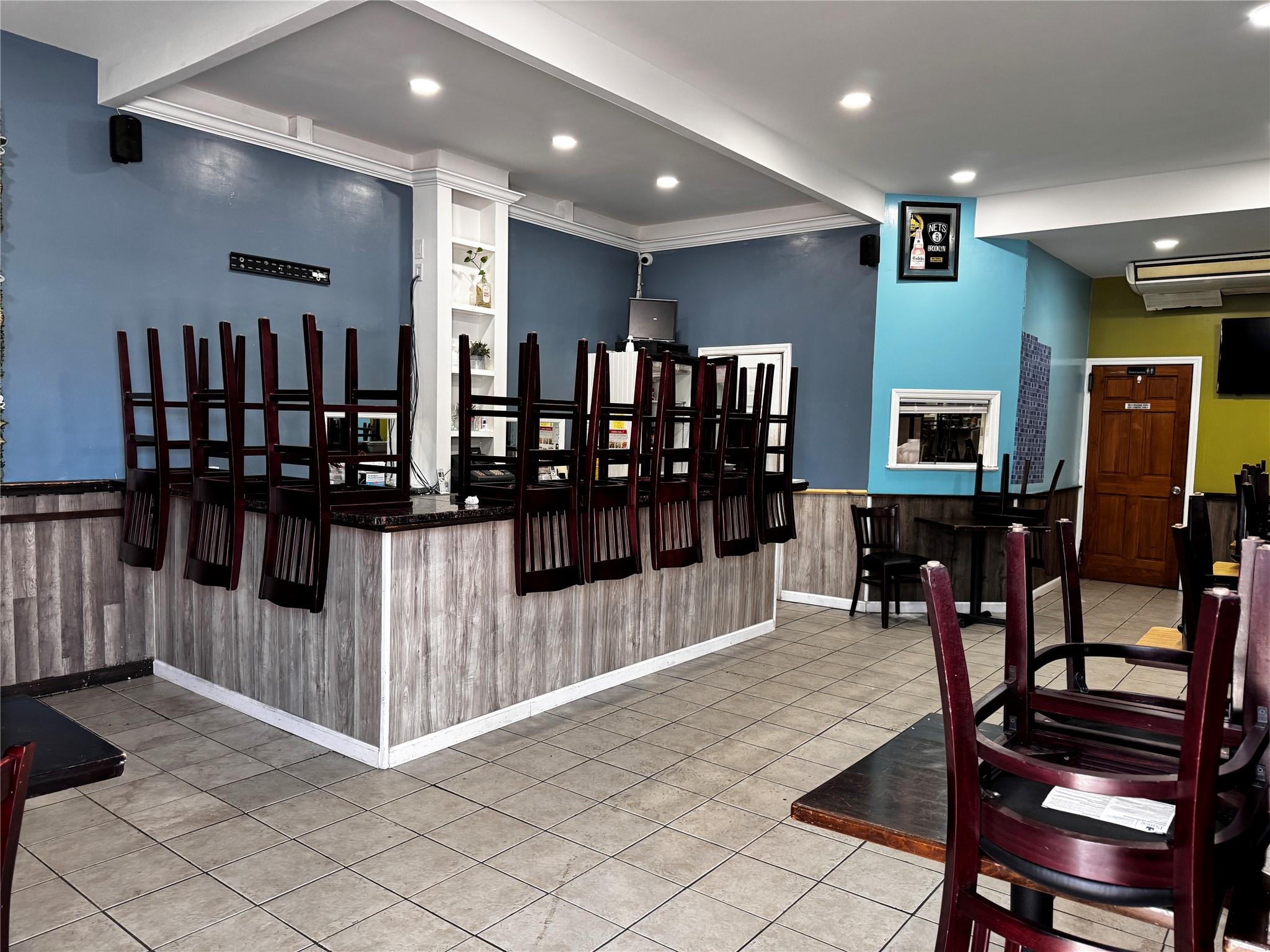 #6 photo, 214-21 Jamaica Avenue, クイーンズ区 Queens Village , NY 11428