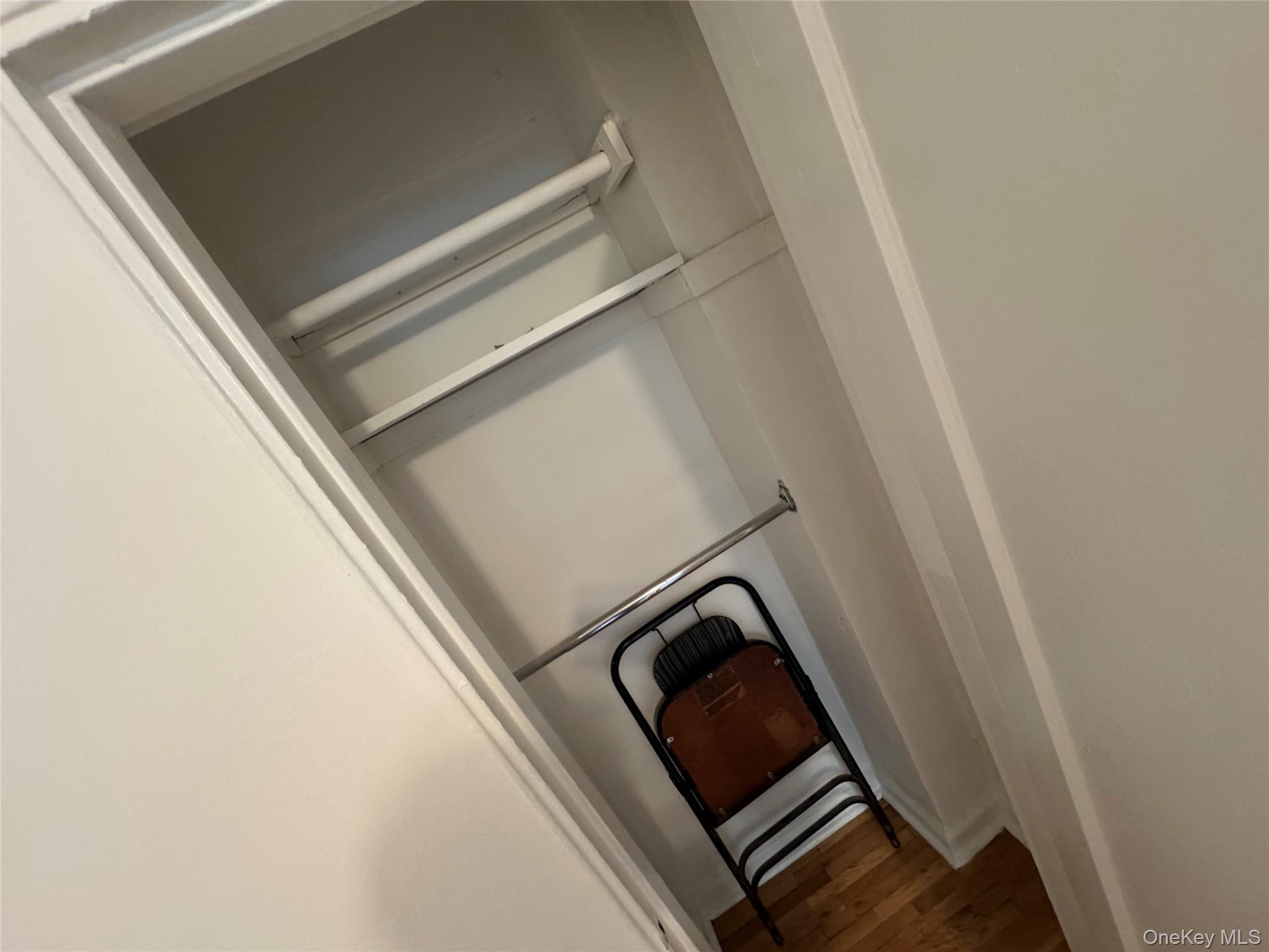 #20 photo, 14021 Burden Crescent, クイーンズ区 Briarwood , NY 11435