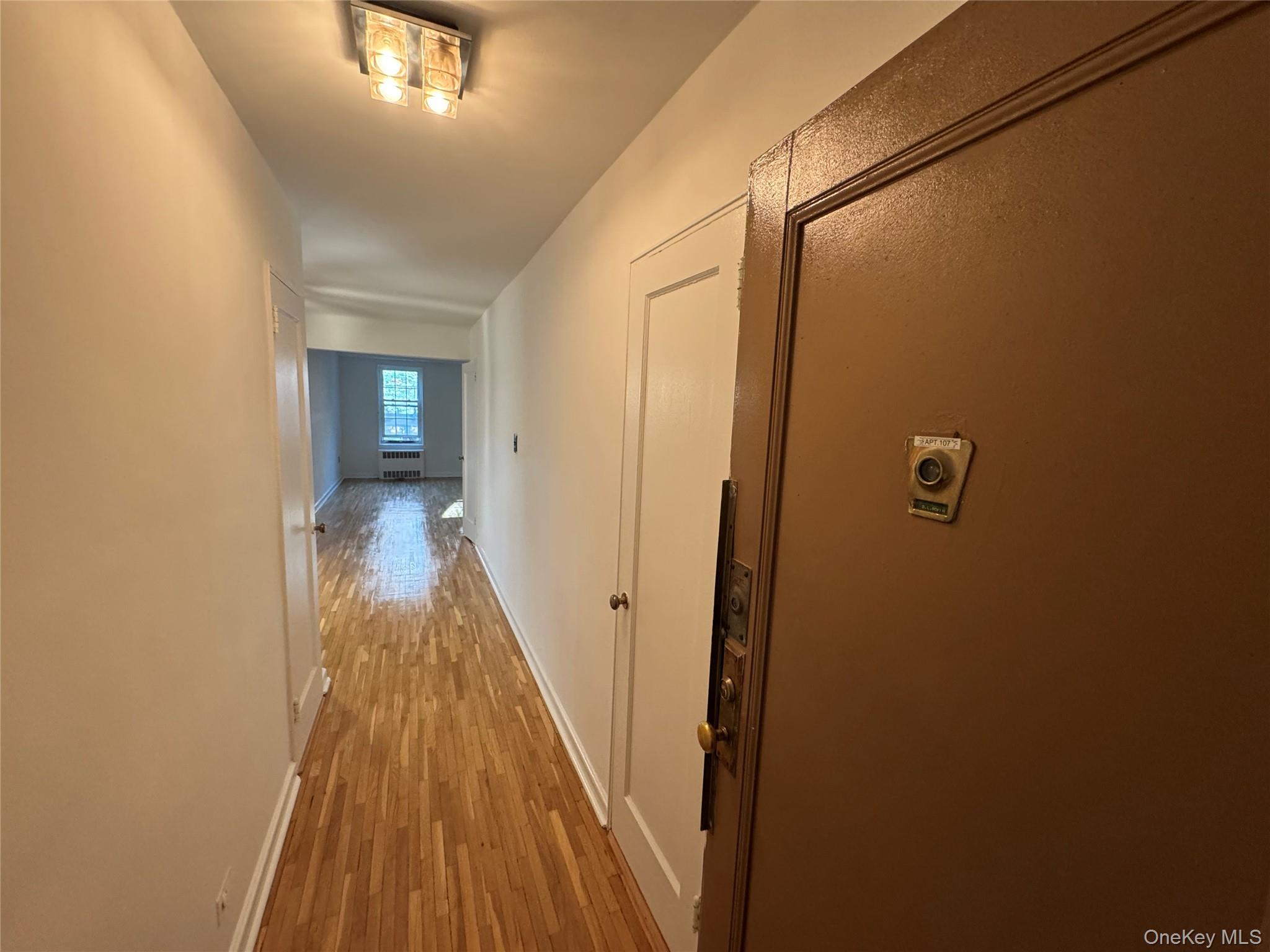 #5 photo, 14021 Burden Crescent, クイーンズ区 Briarwood , NY 11435