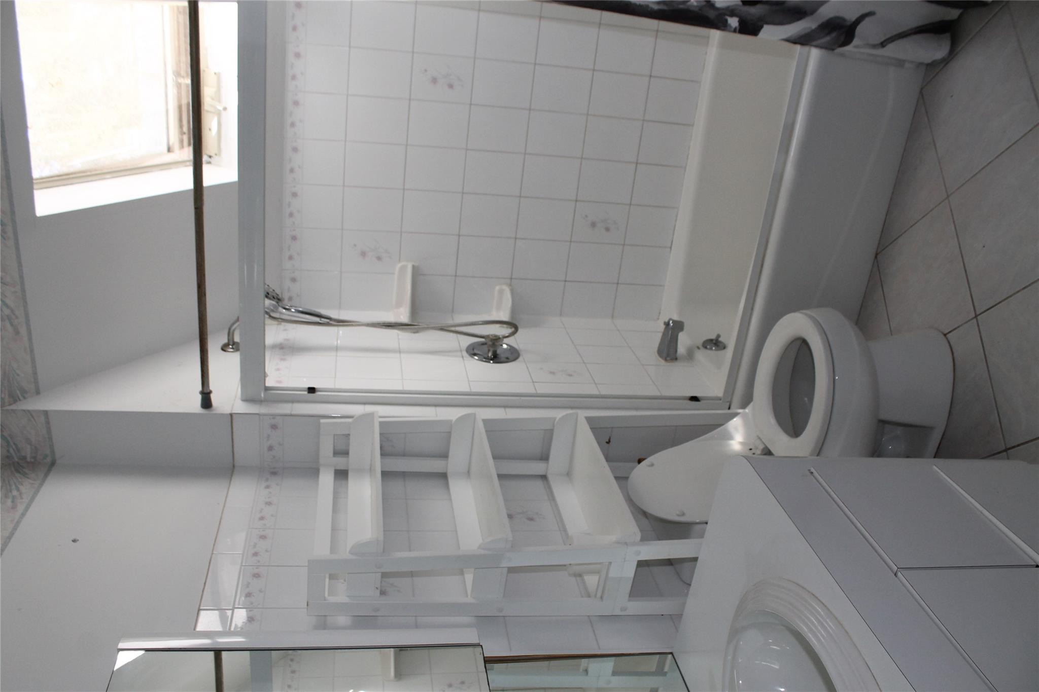 #11 photo, 11 Roberts Road, サフォーク郡 Shirley , NY 11967