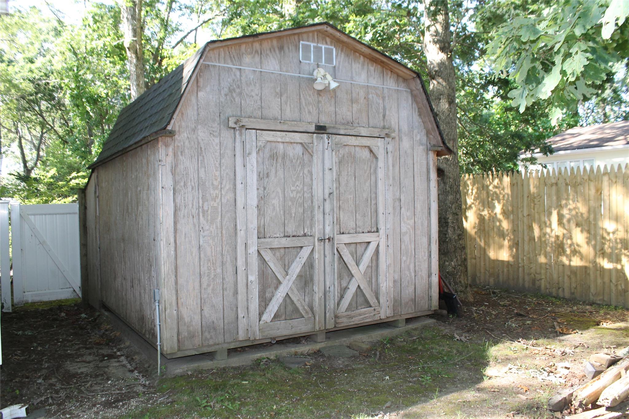 #20 photo, 11 Roberts Road, サフォーク郡 Shirley , NY 11967