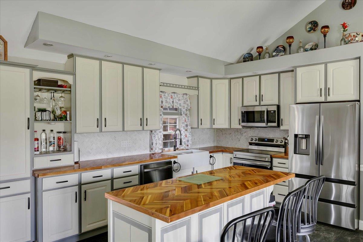 #10 photo, 3140 State Route 5S, Call Listing Agent , NY 13339