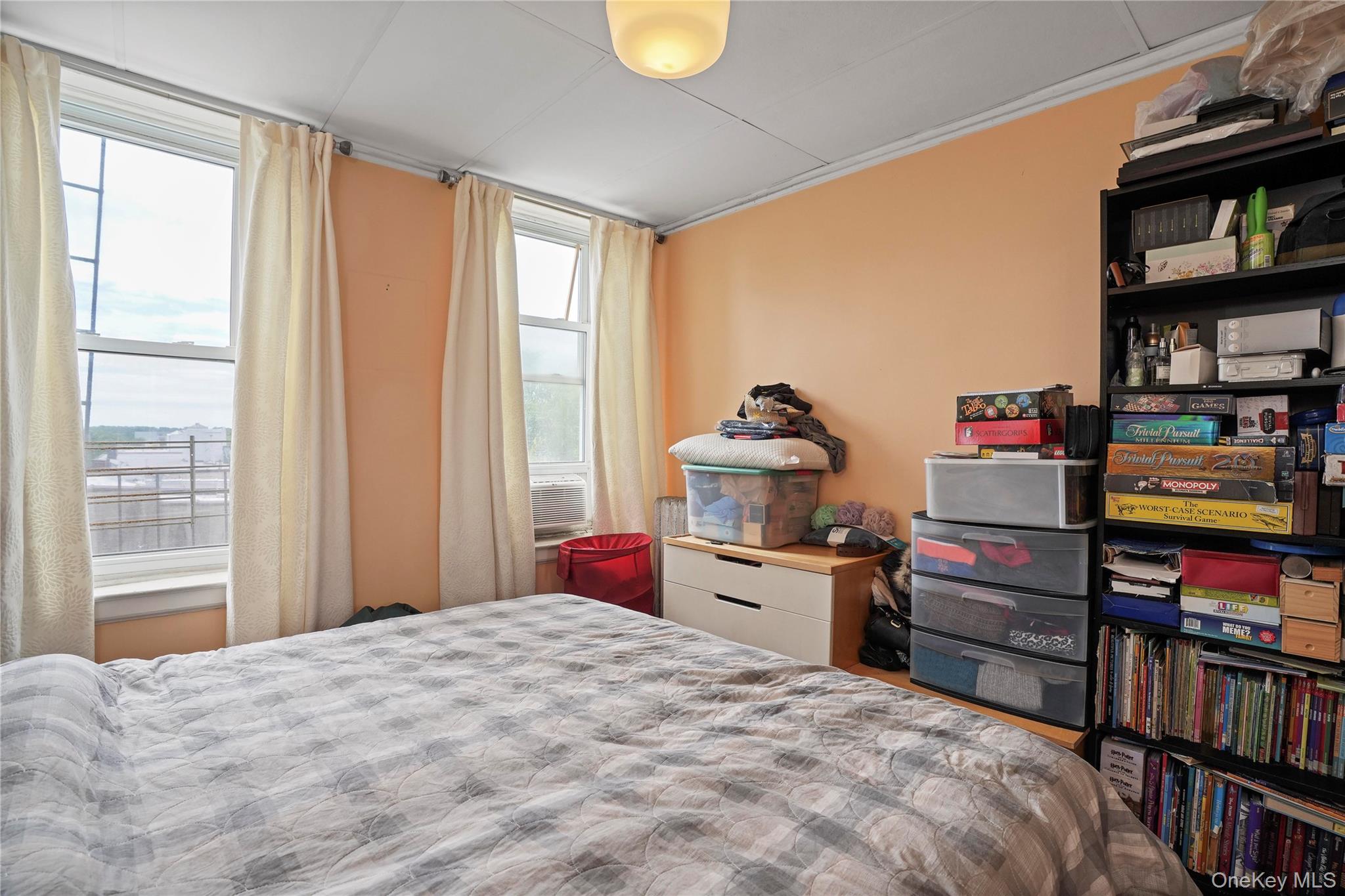 #11 photo, 6046 Putnam Avenue, クイーンズ区 Ridgewood , NY 11385