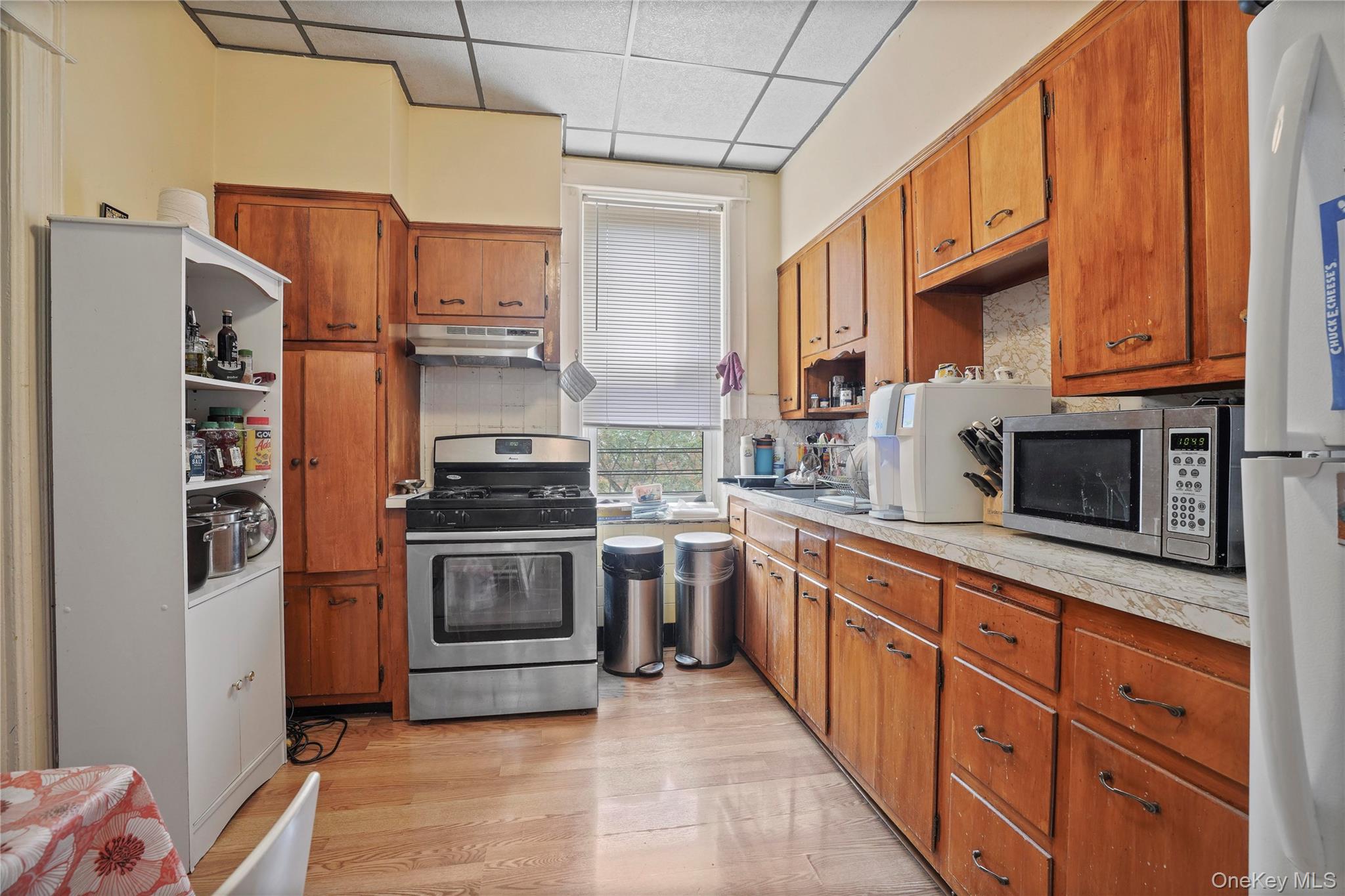 #6 photo, 6046 Putnam Avenue, クイーンズ区 Ridgewood , NY 11385