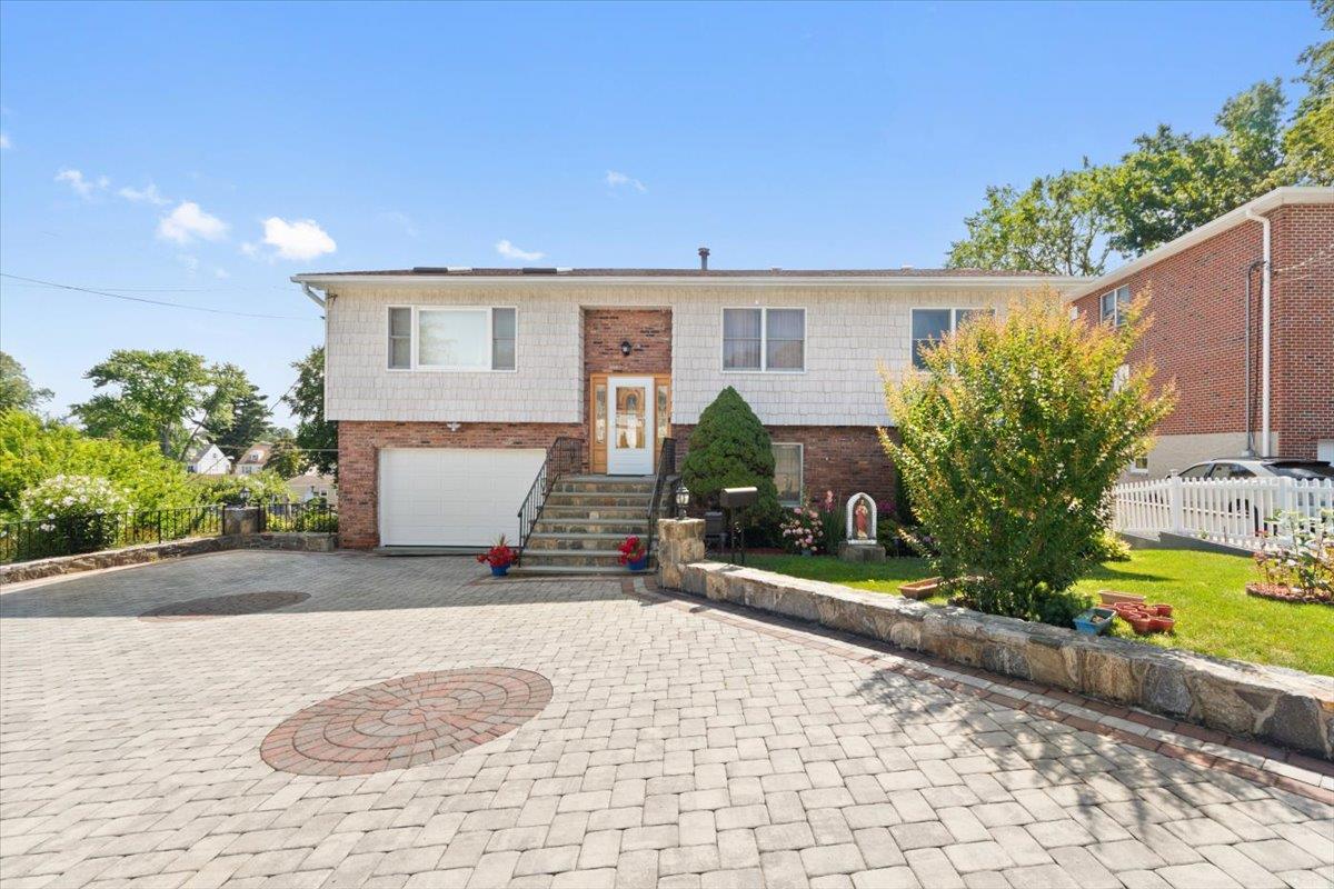 #1 photo, 51 Westwind Road, 紐約州 Yonkers , NY 10710