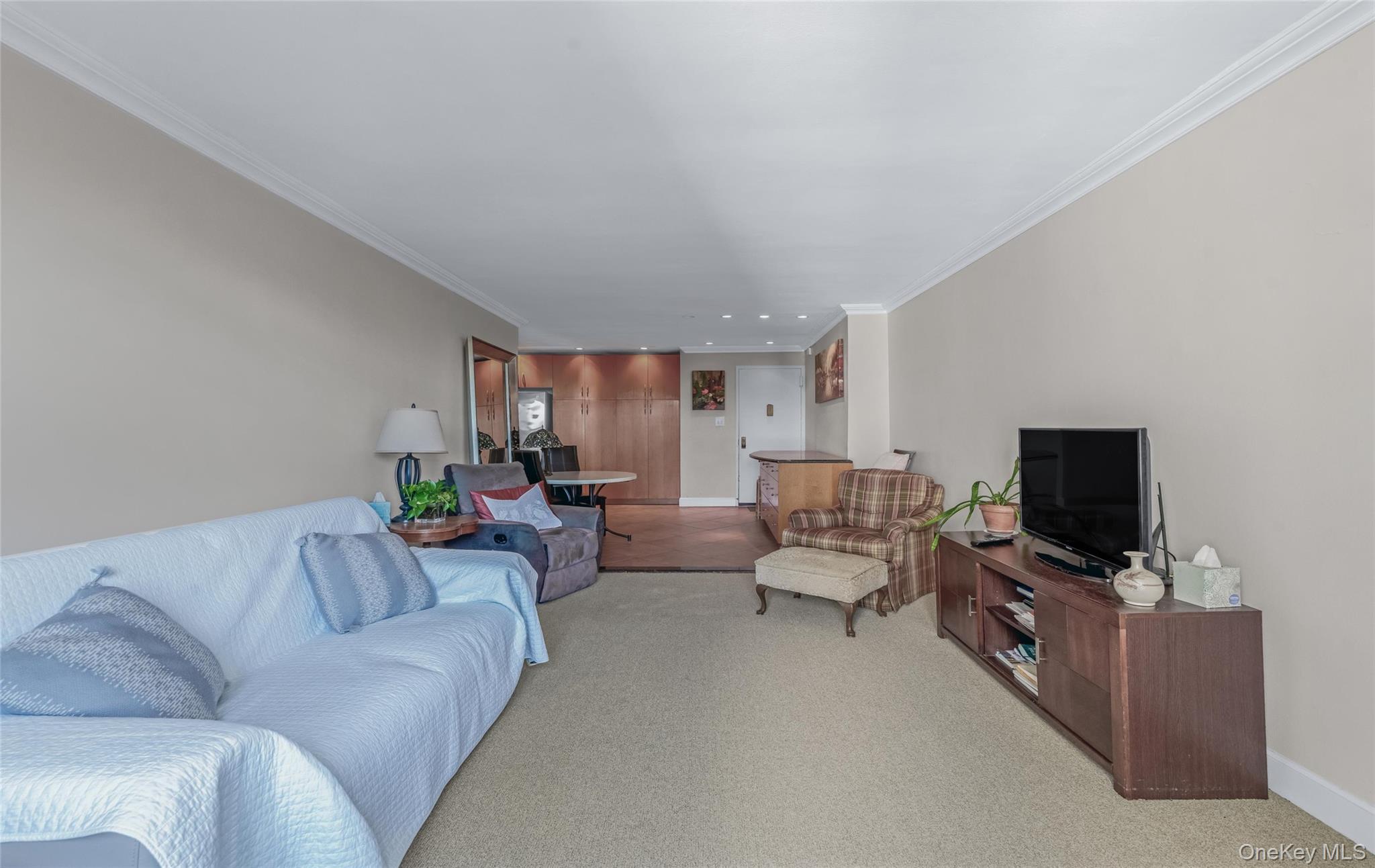 #4 photo, 44-20 Douglaston Pkwy Douglaston Parkway, クイーンズ区 Little Neck , NY 11363