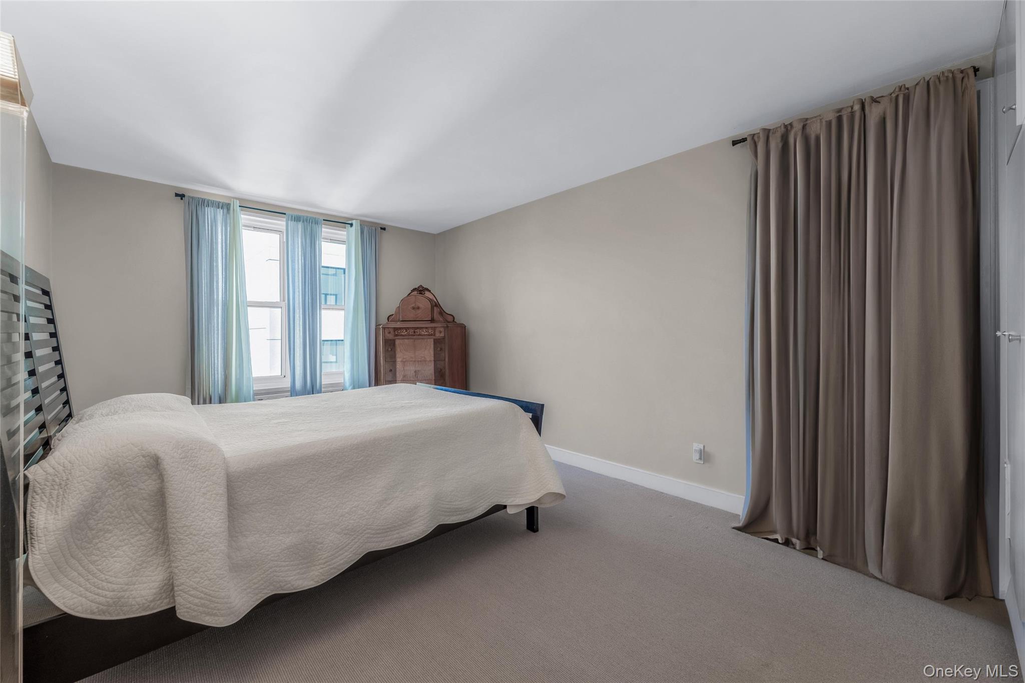 #6 photo, 44-20 Douglaston Pkwy Douglaston Parkway, クイーンズ区 Little Neck , NY 11363