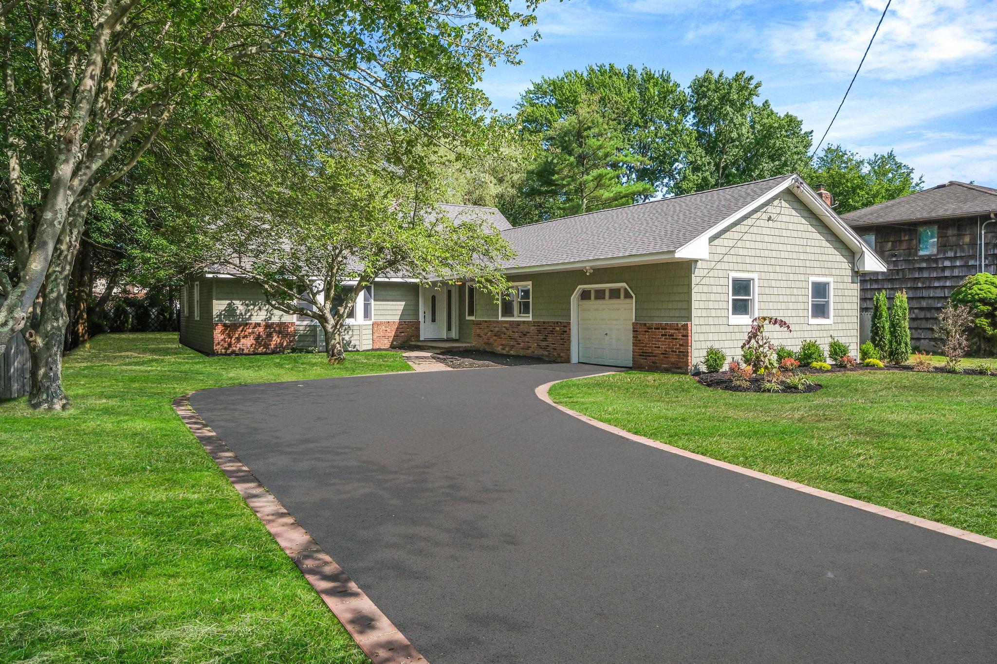 #1 photo, 43 W Shore Road, Oakdale , NY 11769