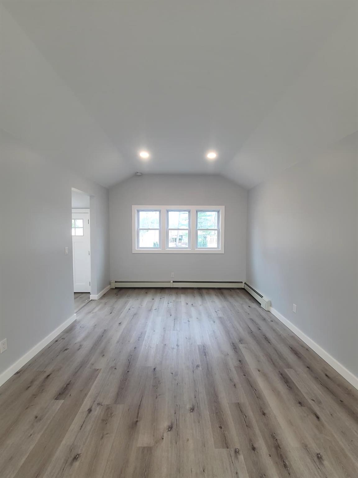 #4 photo, 24 Malverne Road, 東長島 Sound Beach , NY 11789