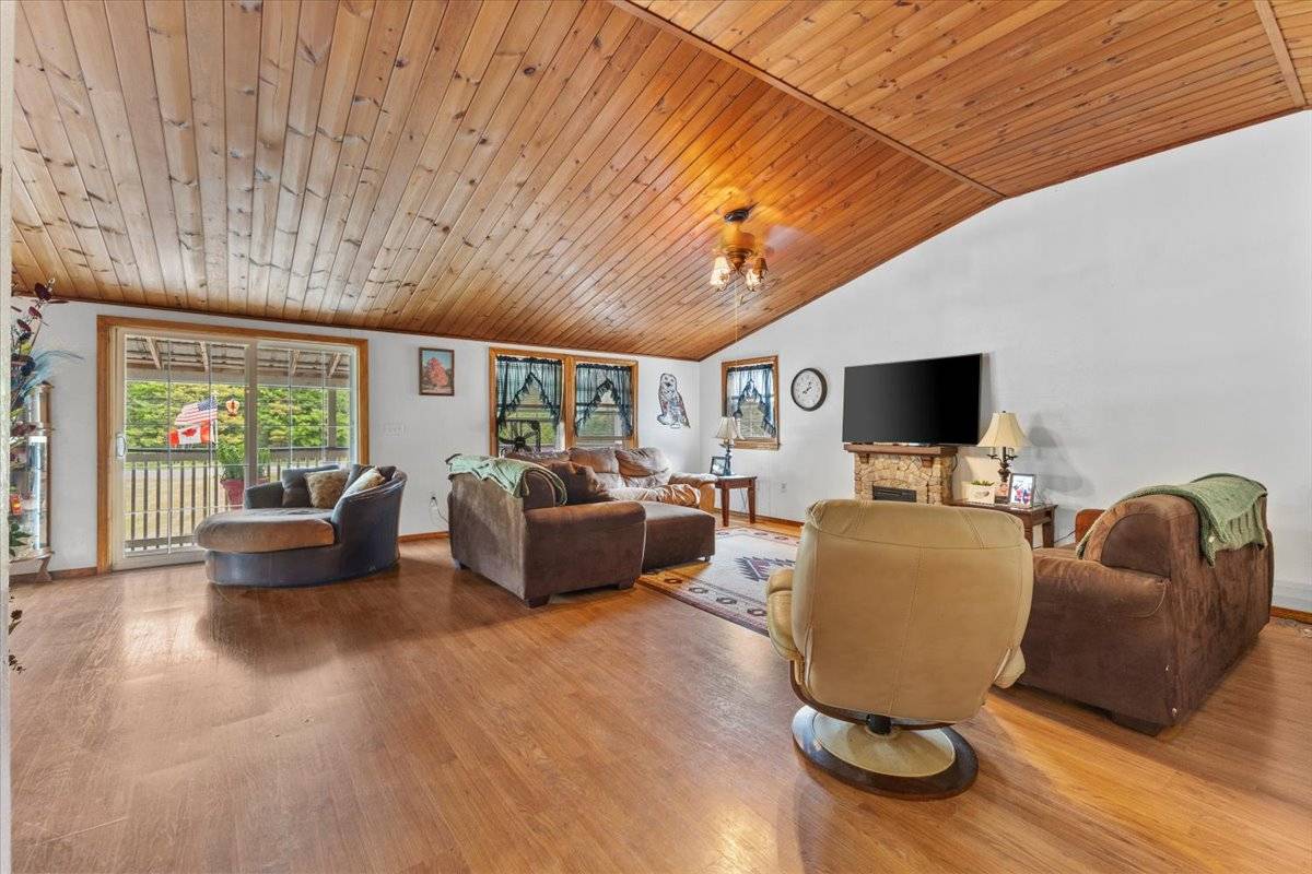 #12 photo, 2455 US Route 9, Schroon Lake , NY 12870