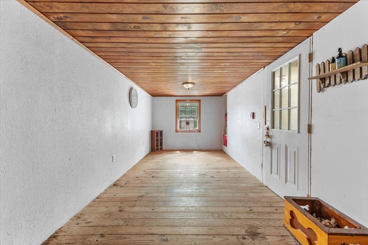 #15 photo, 2455 US Route 9, Schroon Lake , NY 12870