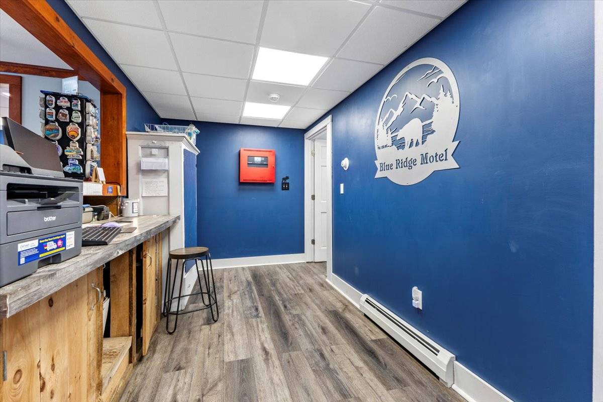 #22 photo, 2455 US Route 9, Schroon Lake , NY 12870