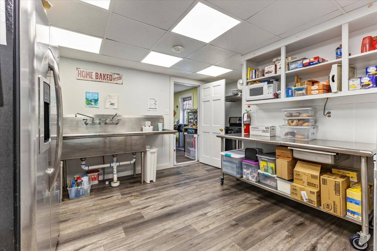 #28 photo, 2455 US Route 9, Schroon Lake , NY 12870