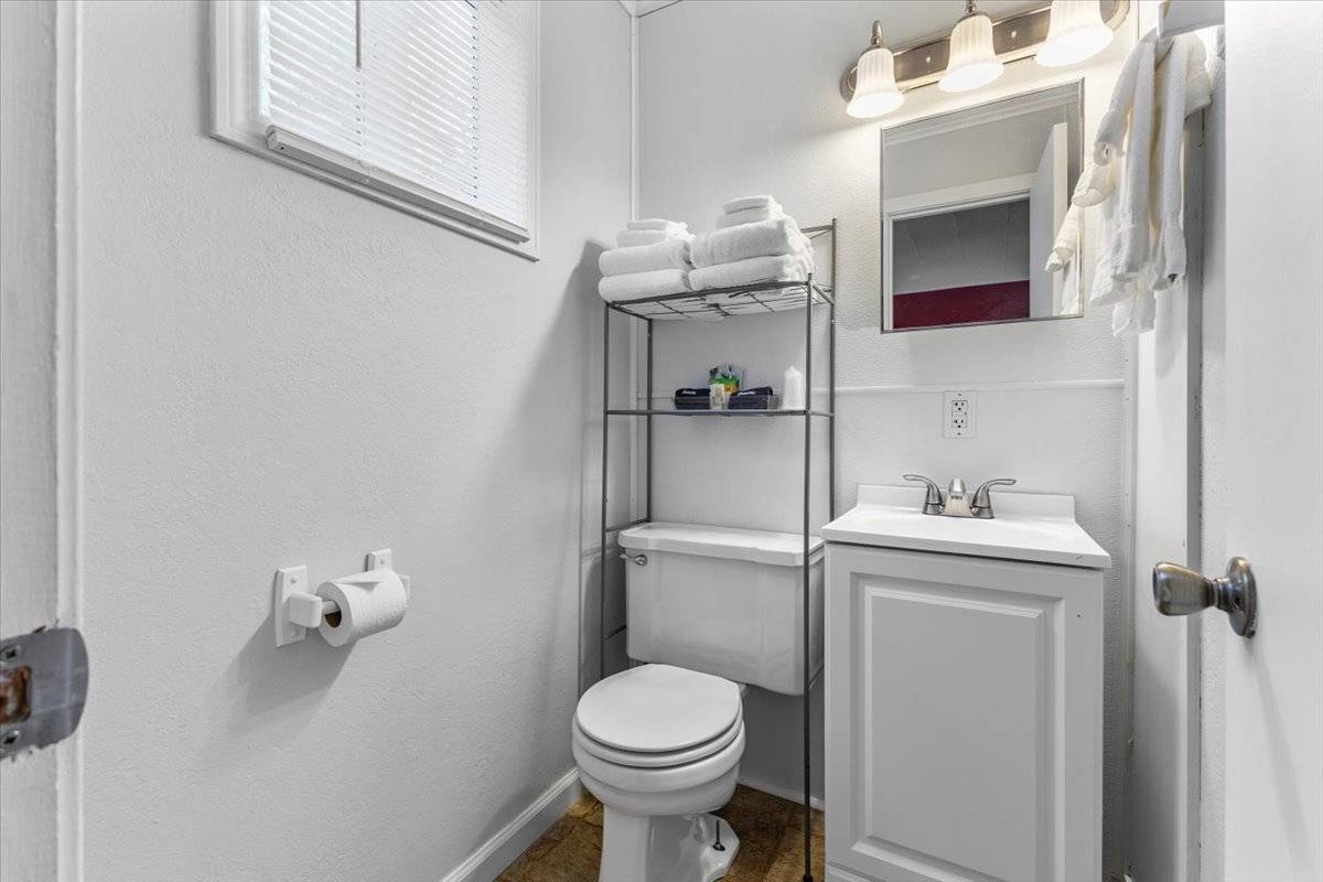 #40 photo, 2455 US Route 9, Schroon Lake , NY 12870