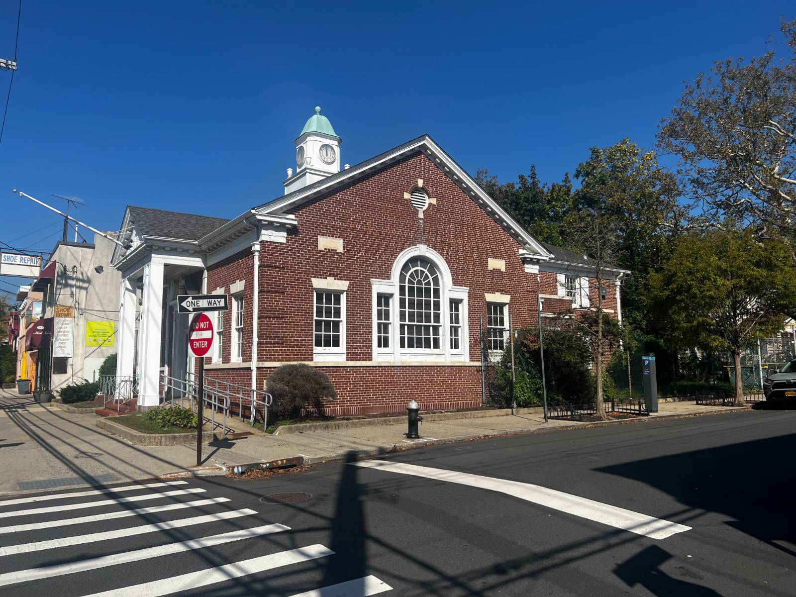 #4 photo, 257 New Dorp Lane, Staten Island , NY 10306