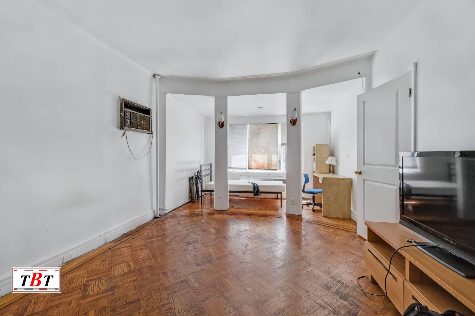 #8 photo, 945 East 15th Street, ブルックリン区 Midwood , NY 11230