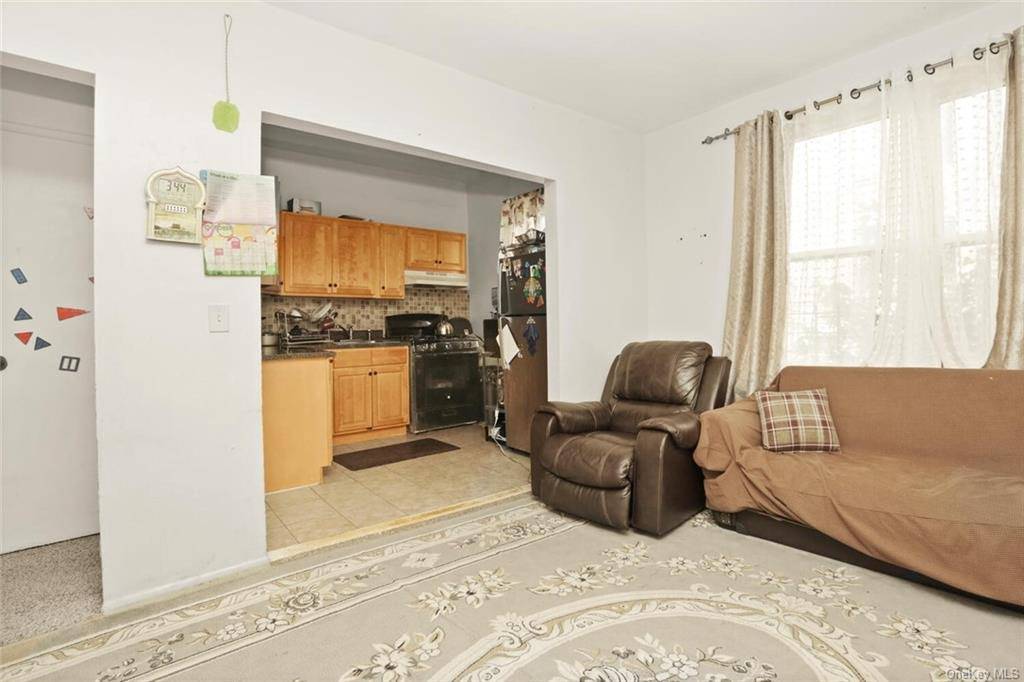 #4 photo, 80 Elliot Ave, #Ground Floor, Yonkers , NY 10705