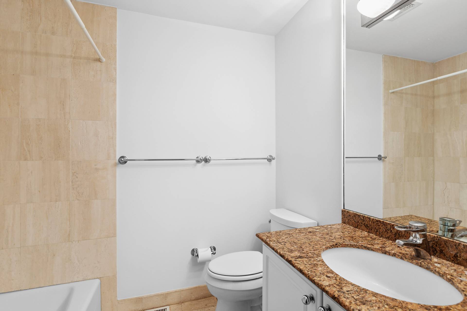 #23 photo, 6 Quarty Circle, サフォーク郡 East Hampton , NY 11937