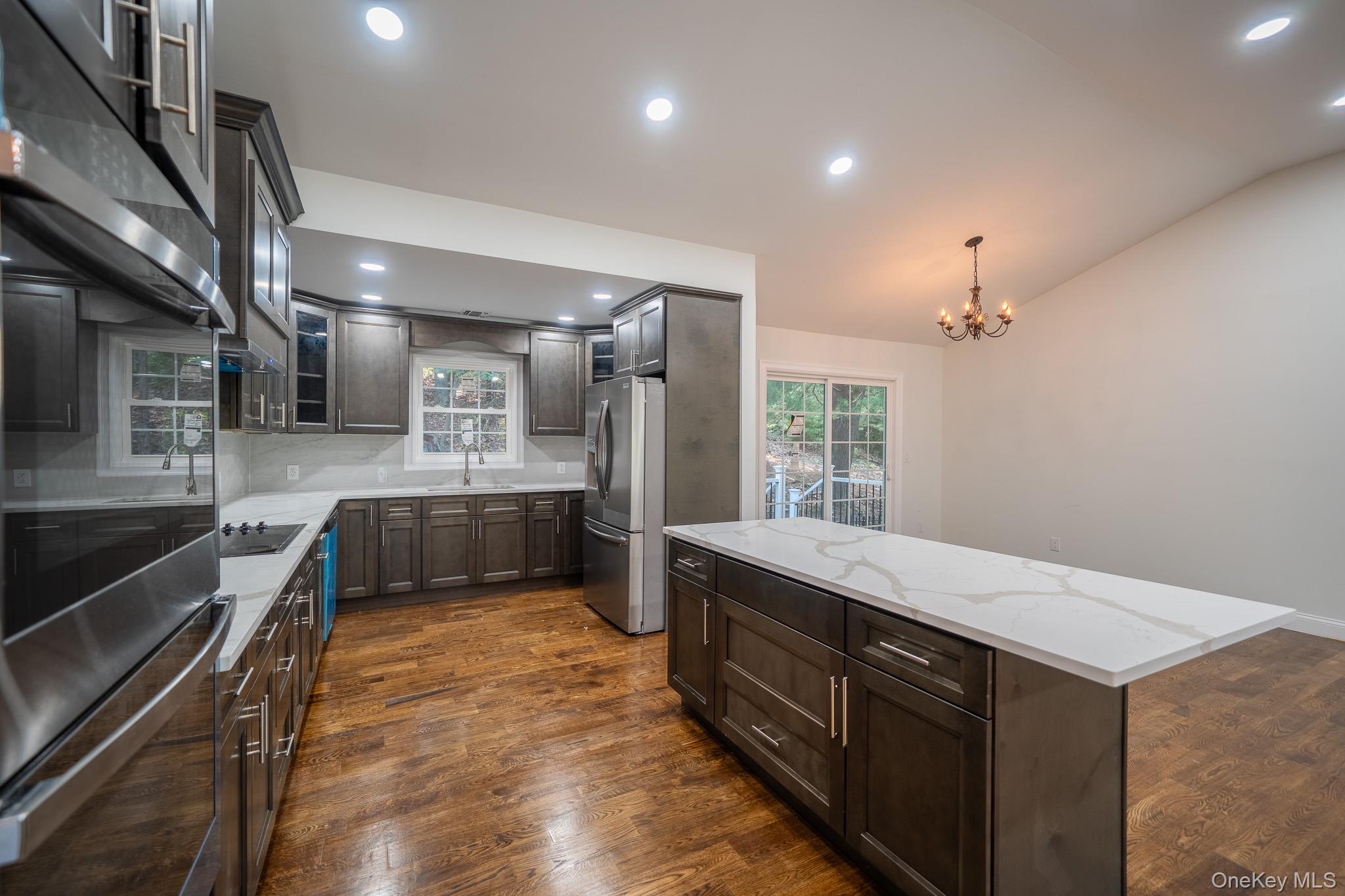 #11 photo, 368 Landing Avenue, サフォーク郡 Smithtown , NY 11787