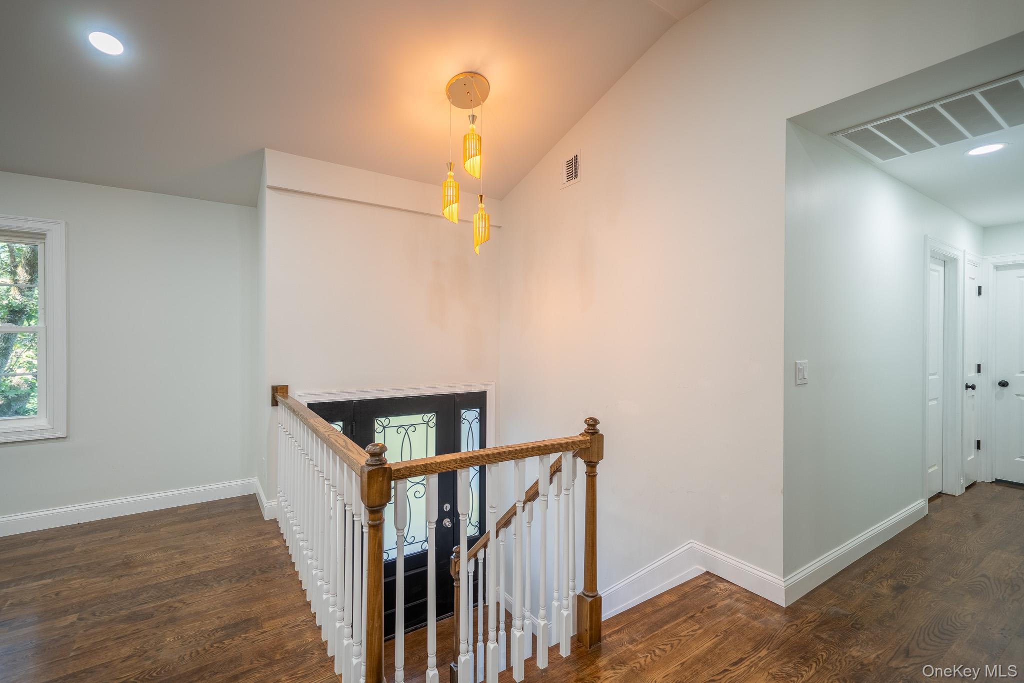 #7 photo, 368 Landing Avenue, サフォーク郡 Smithtown , NY 11787