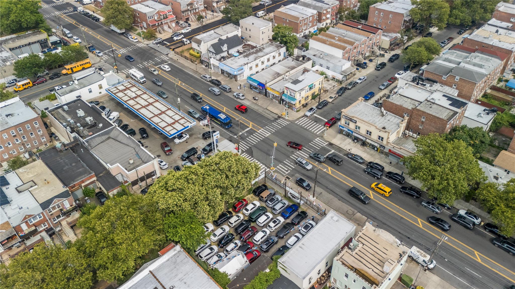 #3 photo, 8317 Flatlands Avenue, ブルックリン区 Brooklyn , NY 11236